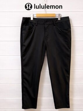 ❣️LULULEMON Black Slim Leg Pants – Size 34